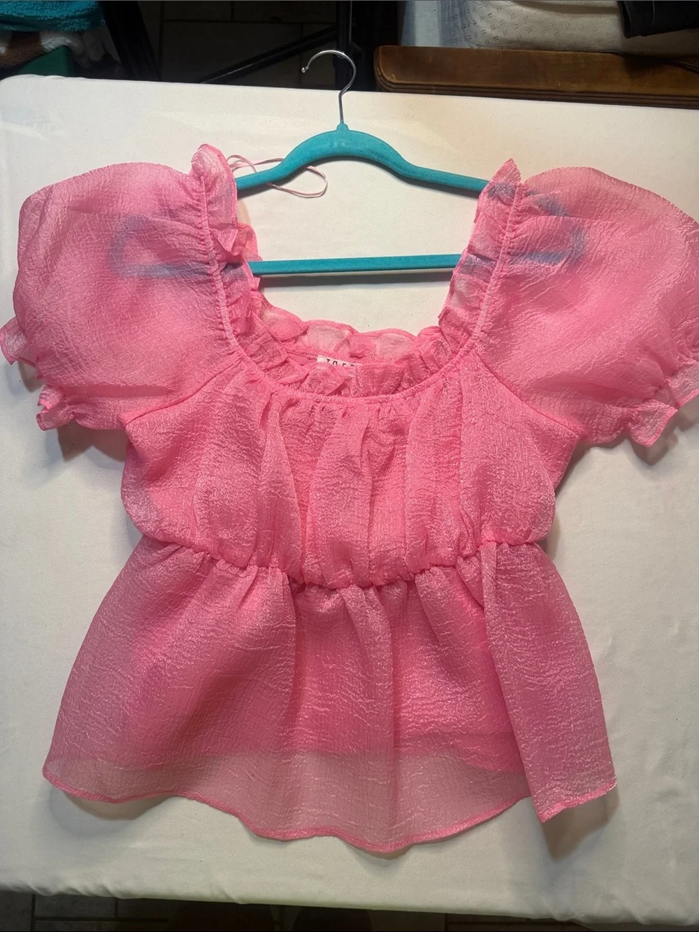 TCEC Pink Puff Sleeve Peplum Blouse